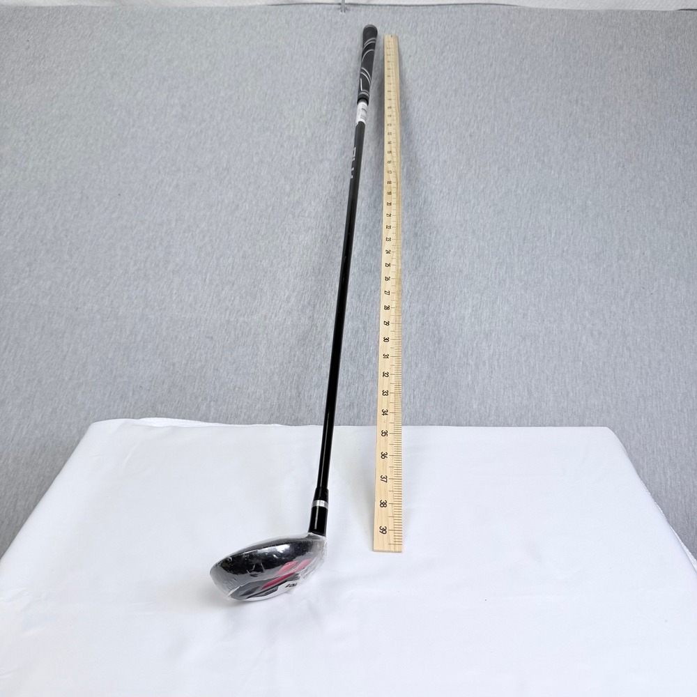 Wilson Ultra BLK 5 Hybrid Golf Club Right Handed Graphite Shaft Black Red 39in